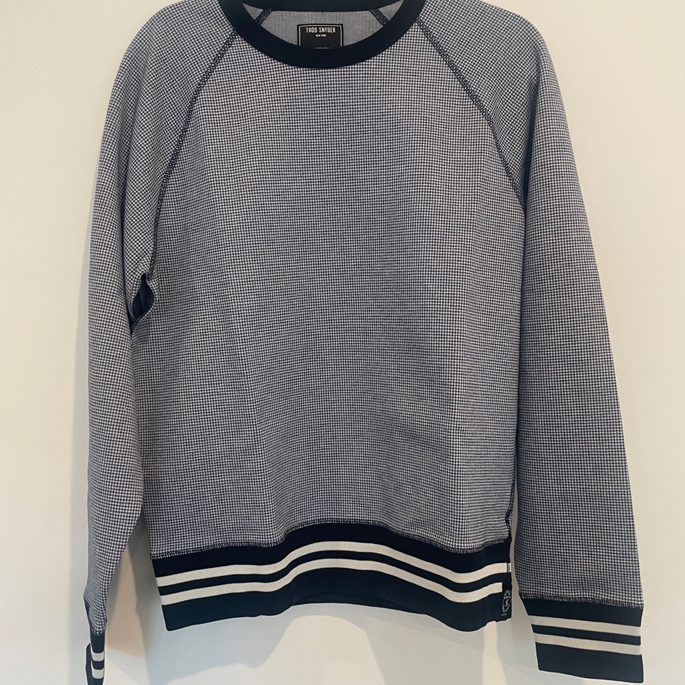 Todd Synder sweatshirt